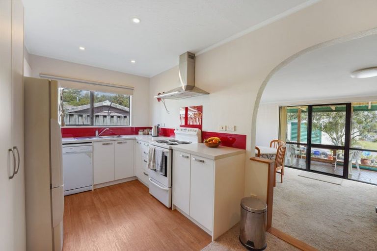 Photo of property in 66 School Road, Te Horo, Otaki, 5582