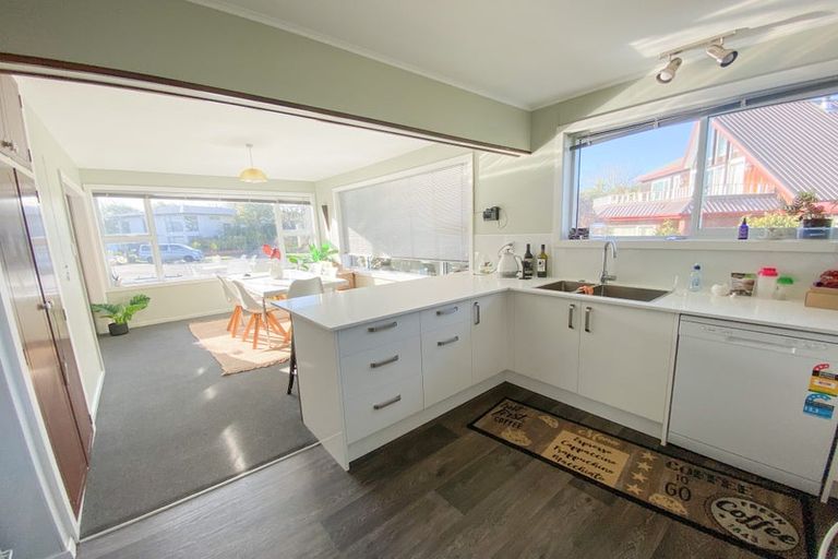 Photo of property in 6 Paikea Place, Somerfield, Christchurch, 8024