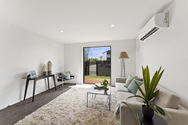 Photo of property in 2/132 Tancred Street, Linwood, Christchurch, 8062