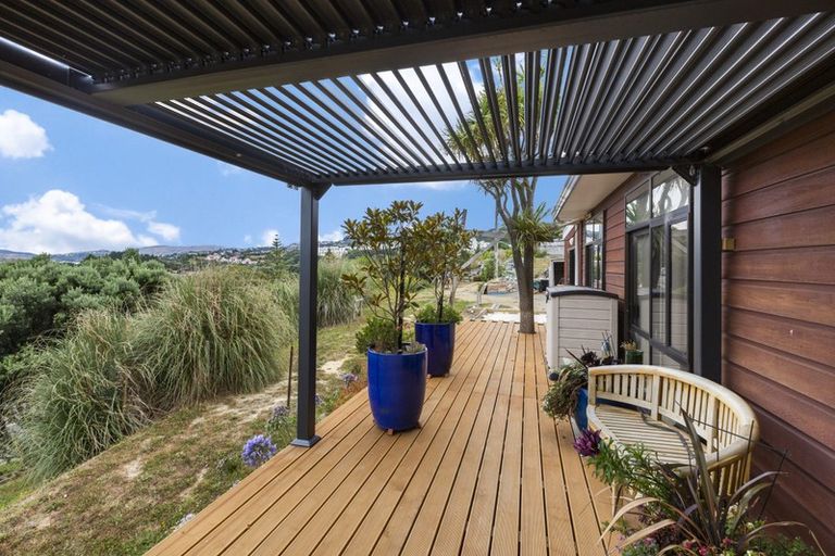 Photo of property in 8 Papakowhai Road, Papakowhai, Porirua, 5024