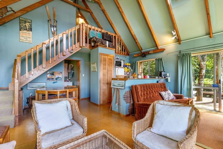 Photo of property in 77 Kaiuru Avenue, Pukawa Bay, Turangi, 3381