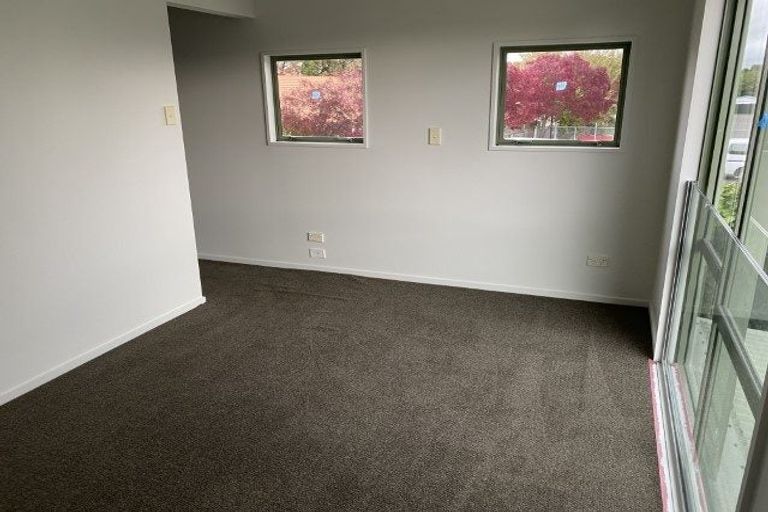 Photo of property in 49 Parade Court, Addington, Christchurch, 8024