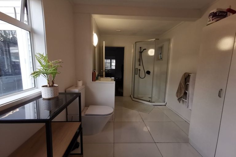 Photo of property in 2/35 Macleans Road, Bucklands Beach, Auckland, 2014