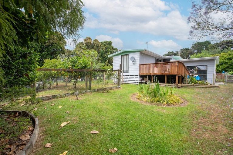 Property details for 98 Corlett Road, Tauhoa, Wellsford, 0973