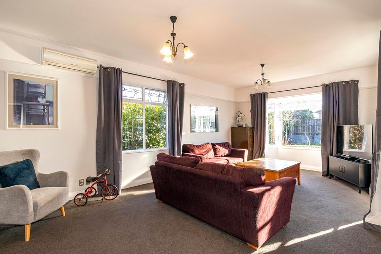 Photo of property in 50 Trafalgar Street, Maori Hill, Timaru, 7910
