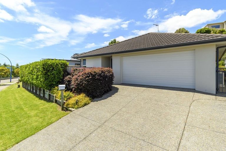 Photo of property in 124 Castlewold Drive, Bethlehem, Tauranga, 3110