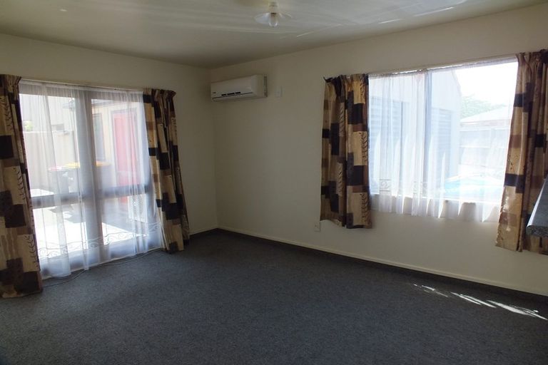 Photo of property in 4/9 Nelson Street, Riccarton, Christchurch, 8011