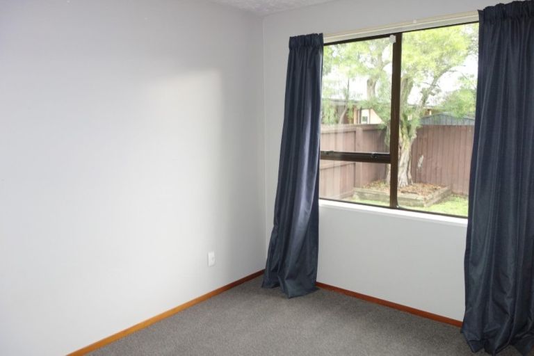 Photo of property in 2/16a Ward Street, Addington, Christchurch, 8024