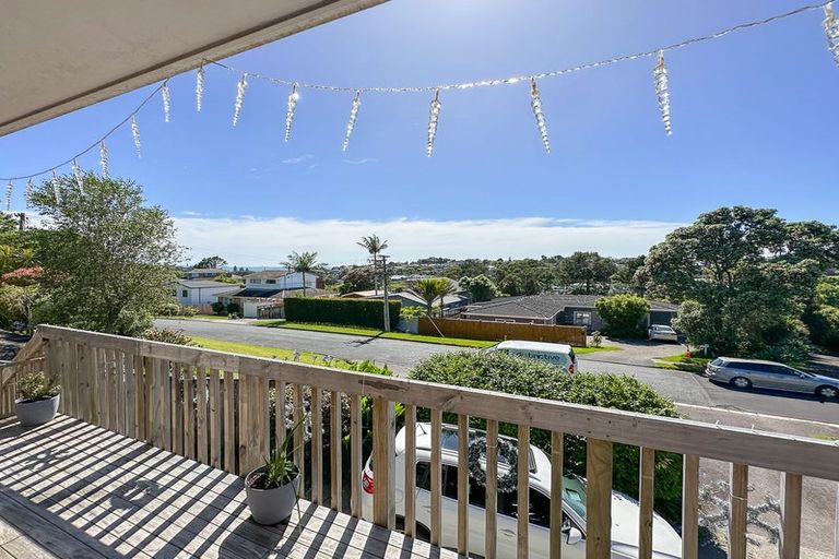 Photo of property in 1/1 Nigel Road, Browns Bay, Auckland, 0630