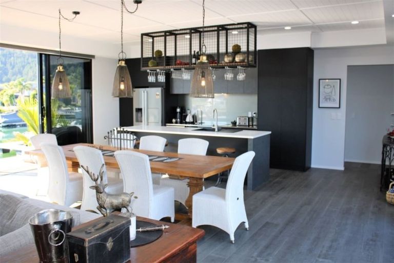 Photo of property in 142 Waterways Parade, Pauanui, Hikuai, 3579