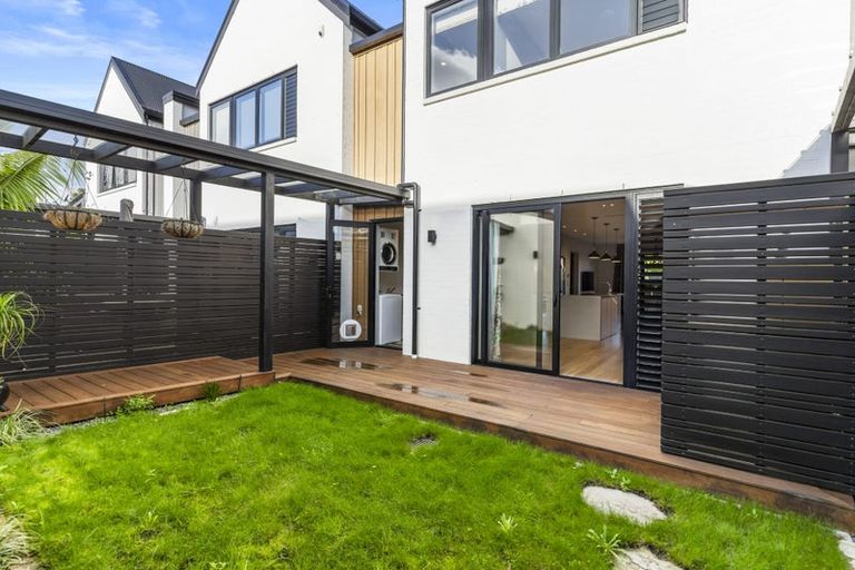 Photo of property in 156 Buckley Avenue, Hobsonville, Auckland, 0616