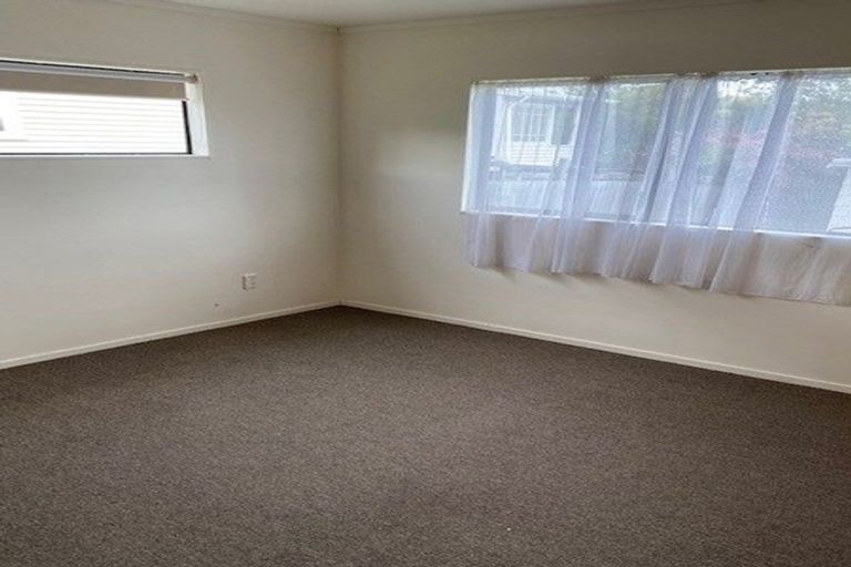 Photo of property in 55 Woodglen Road, Glen Eden, Auckland, 0602