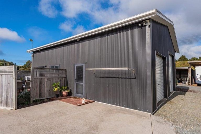 Photo of property in 243 Cemetery Road, Maunu, Whangarei, 0179