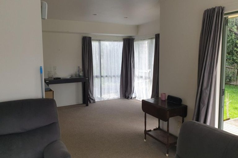 Photo of property in 1/112 Parkhurst Road, Parakai, 0830