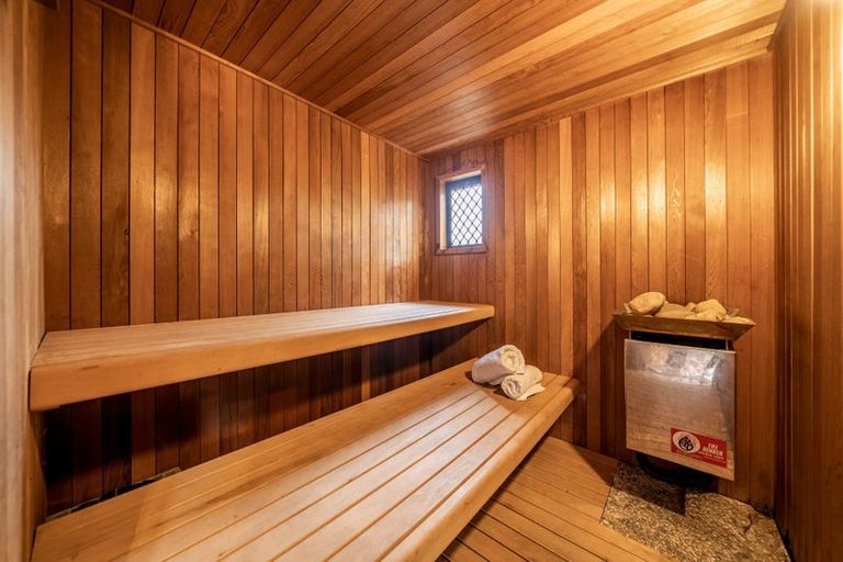 Photo of property in 291 Fergusson Drive, Heretaunga, Upper Hutt, 5018