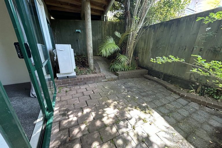 Photo of property in 223 Woodlands Park Road, Titirangi, Auckland, 0604