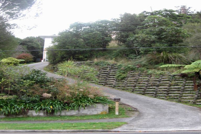 Photo of property in 21 Lowry Crescent, Stokes Valley, Lower Hutt, 5019