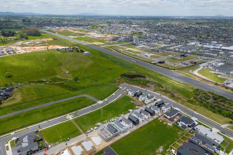 Photo of property in 9 Kakariki Lane, Rototuna North, Hamilton, 3210