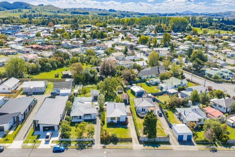 Photo of property in 4 Holyrood Terrace, Waipukurau, 4200