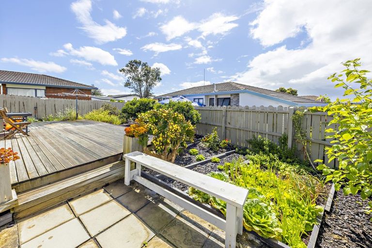 Photo of property in 1/25 Kopara Place, Clendon Park, Auckland, 2103