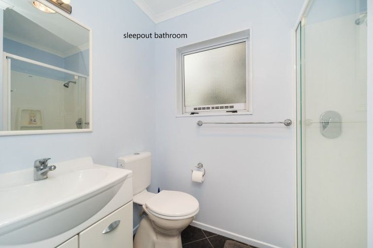 Photo of property in 24 Anakiwa Street, Kelvin Grove, Palmerston North, 4414