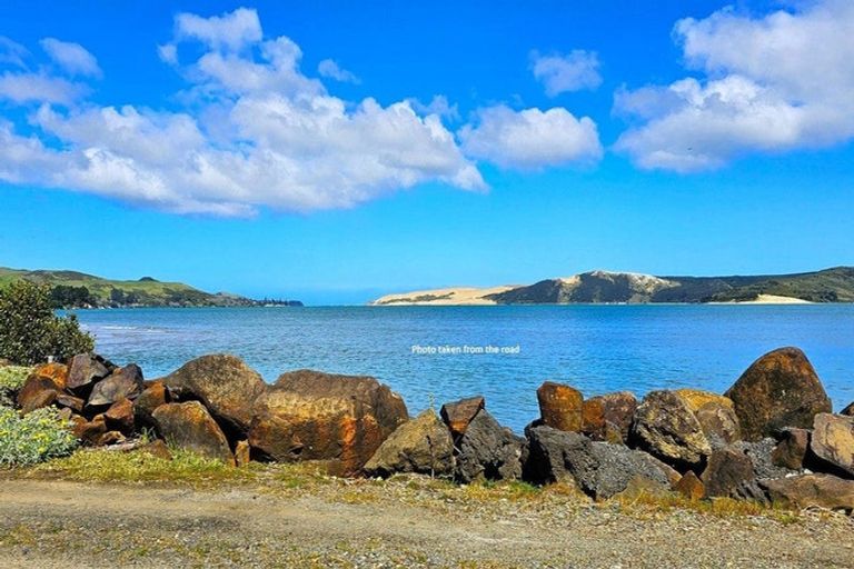 Photo of property in 24 Koutu Beach Road, Opononi, Kaikohe, 0473