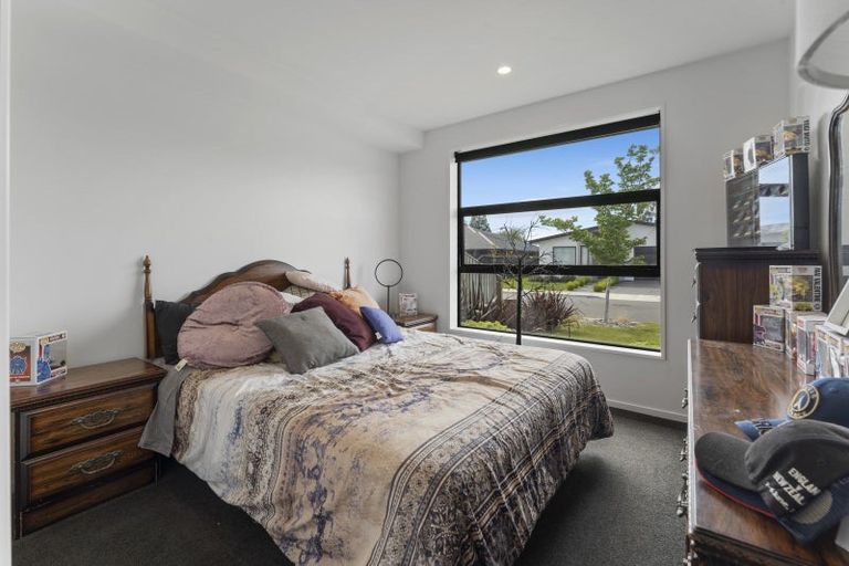 Photo of property in 10 Tara Crescent, Woodend, 7610