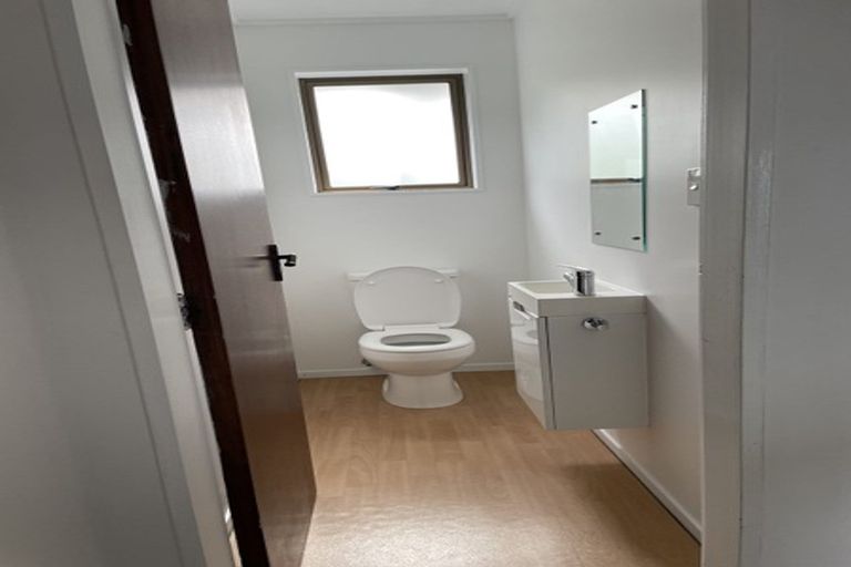 Photo of property in 5 Birla Terrace, Broadmeadows, Wellington, 6035