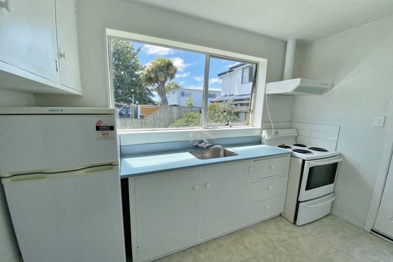 Photo of property in 4/45 Gresford Street, Edgeware, Christchurch, 8013