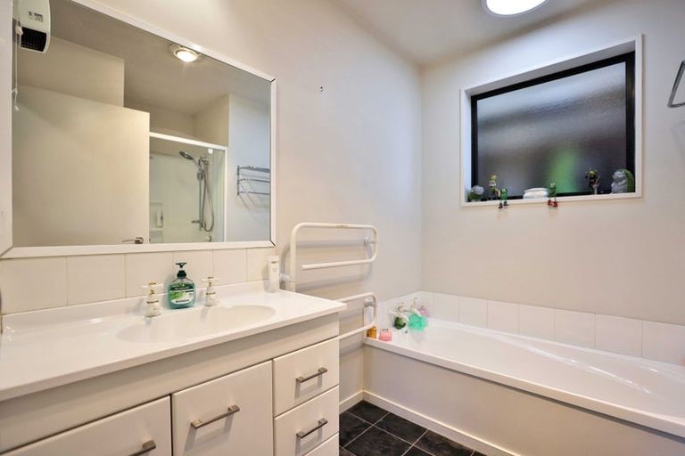 Photo of property in 41 South Park Road, Newland, Ashburton, 7772