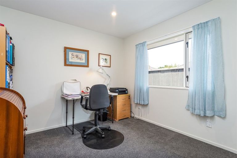 Photo of property in 50e Middlepark Road, Sockburn, Christchurch, 8042