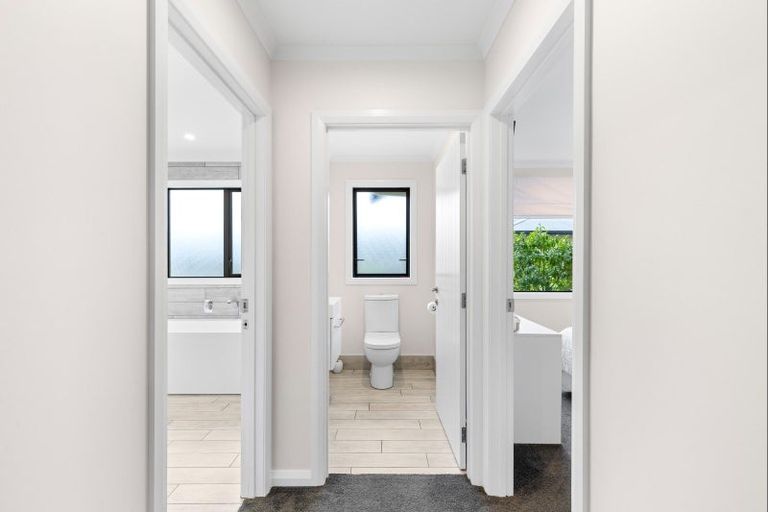 Photo of property in 12 Middleton Way, Ashhurst, 4810