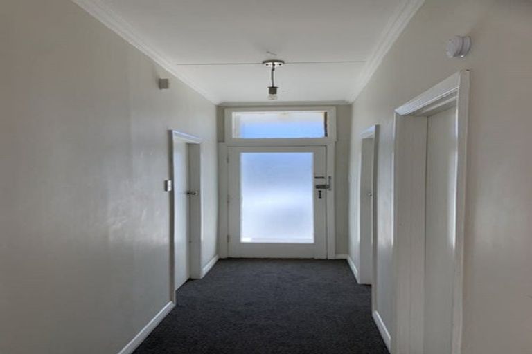 Photo of property in 16 Normanby Street, Newtown, Wellington, 6021