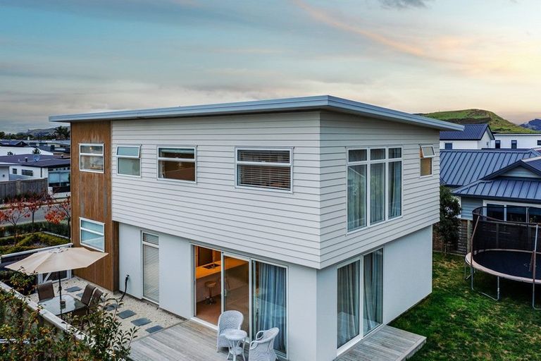 Photo of property in 38 Te Aranga Drive, Papamoa Beach, Papamoa, 3118