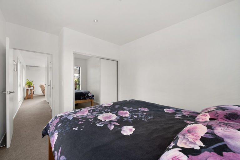 Photo of property in 6/27 Dida Park Drive, Kumeu, 0810