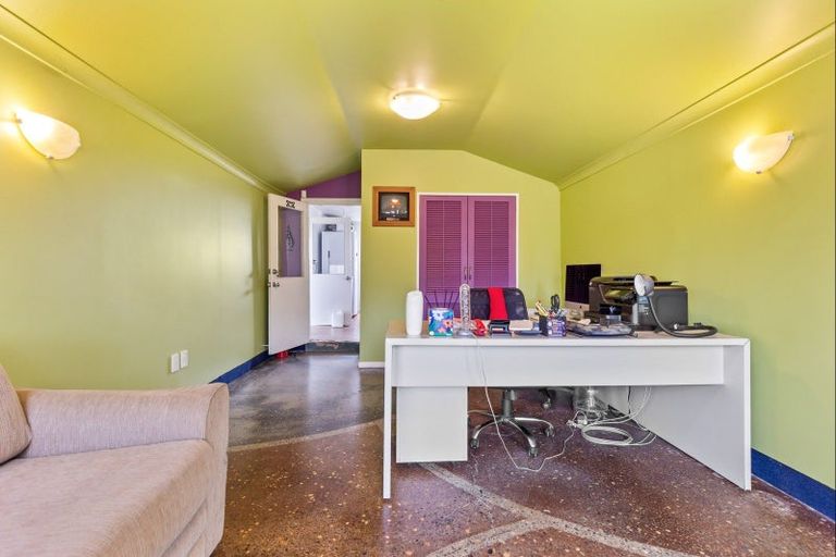 Photo of property in 134 Fairfield Road, Levin, 5510