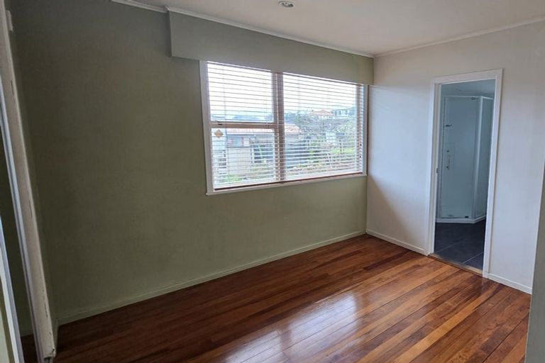 Photo of property in 140 Ti Rakau Drive, Pakuranga, Auckland, 2010