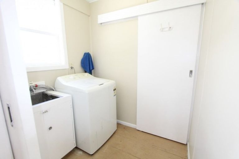 Photo of property in 5 Tararua Place, Tokoroa, 3420