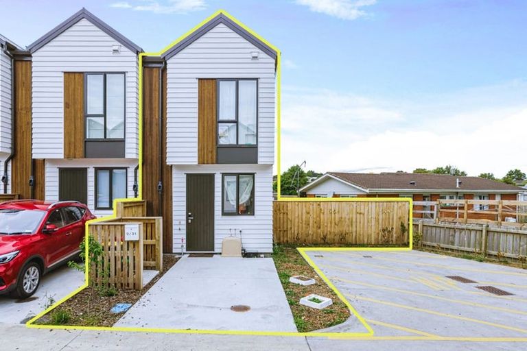 Photo of property in 8 Laurelia Place, Wiri, Auckland, 2104