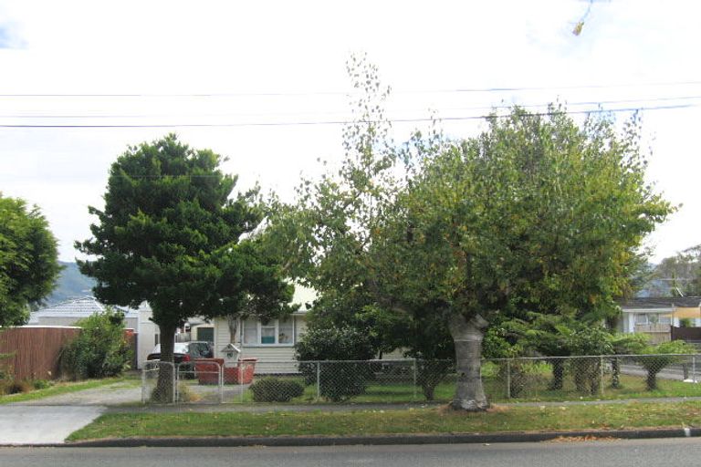 Photo of property in 54 Wilford Street, Wallaceville, Upper Hutt, 5018
