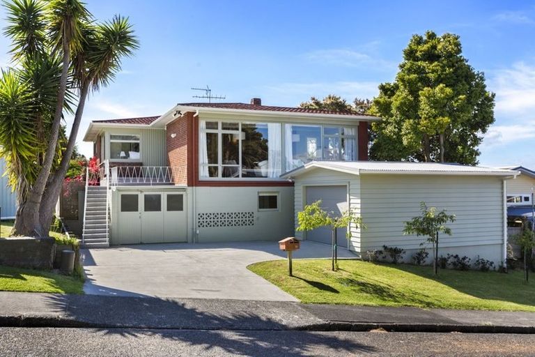 Photo of property in 86 Roseberry Avenue, Birkenhead, Auckland, 0626