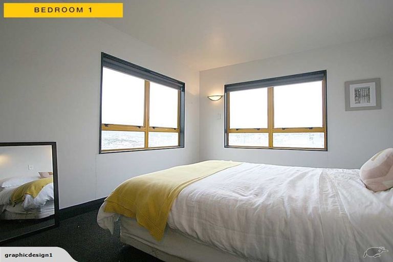 Photo of property in 18 Stafford Street, Mount Victoria, Wellington, 6011