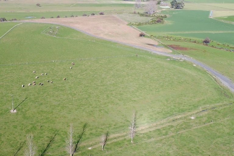 Photo of property in 671 Cornwall Road, East Taratahi, Carterton, 5887