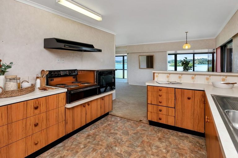 Photo of property in 1880 Ngunguru Road, Ngunguru, Whangarei, 0173