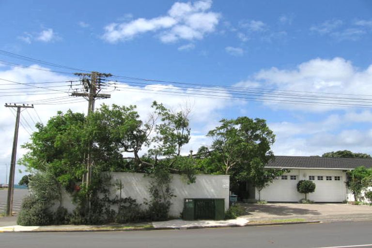 Photo of property in 1/37 Craig Road, Milford, Auckland, 0620