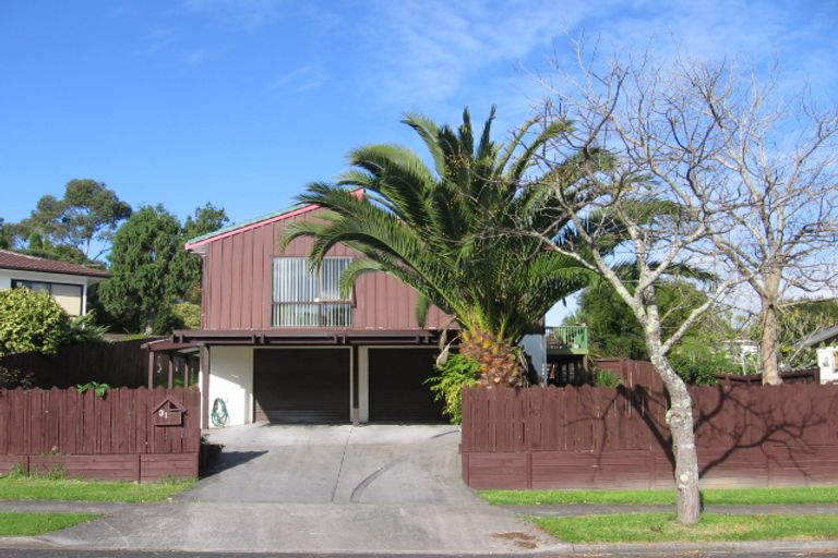 Photo of property in 31 Aronia Way, Goodwood Heights, Auckland, 2105