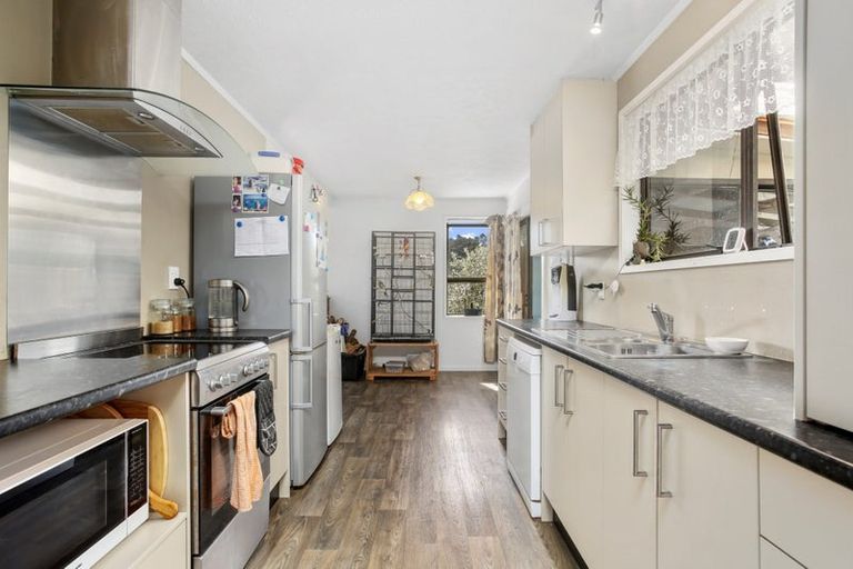 Photo of property in 54 Arodella Crescent, Ranui, Auckland, 0612