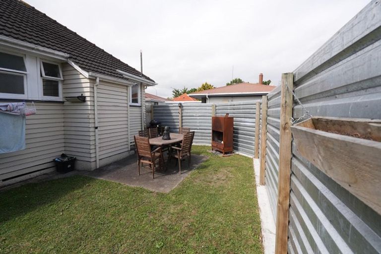Photo of property in 57a Crewe Crescent, Hokowhitu, Palmerston North, 4410