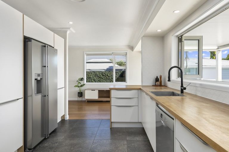 Photo of property in 4 Bennett Street, Otumoetai, Tauranga, 3110