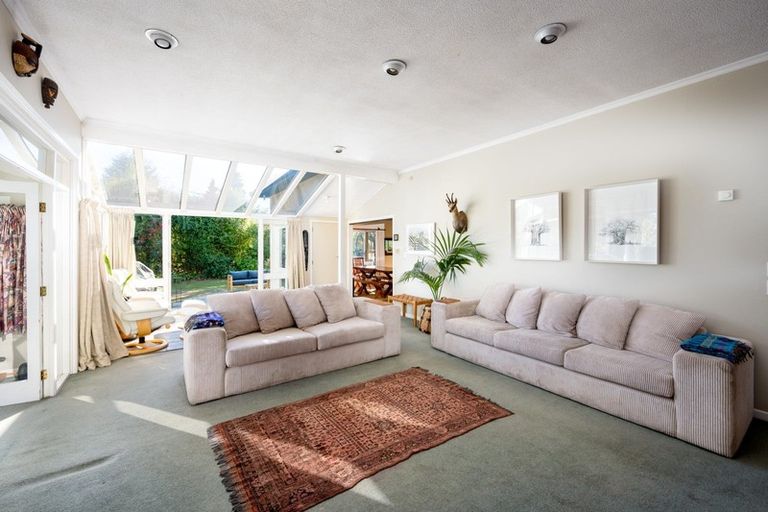 Photo of property in 142 Beacon Point Road, Wanaka, 9305